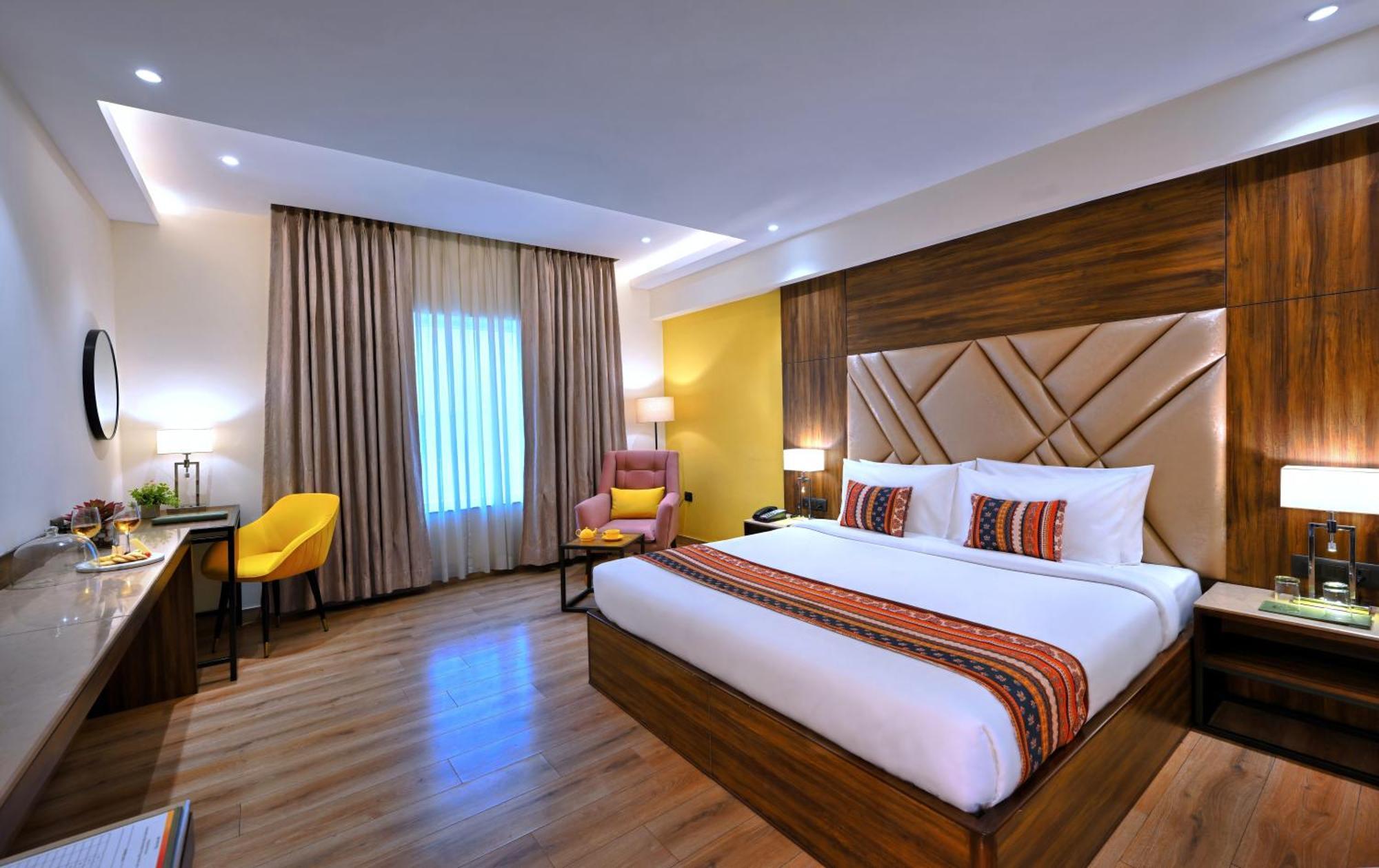 Golden Tulip Agra Hotel Agra  Exterior foto