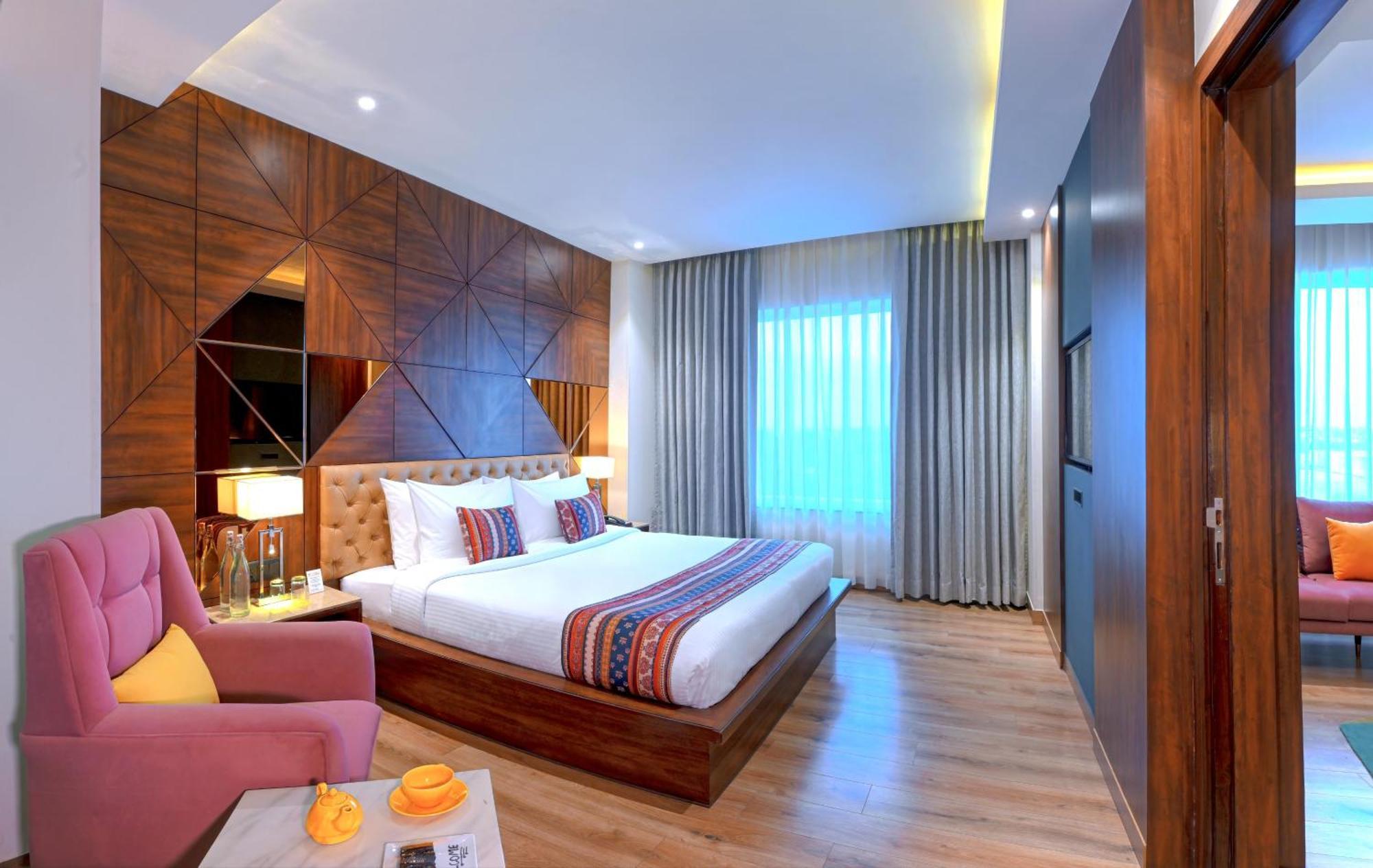 Golden Tulip Agra Hotel Agra  Exterior foto