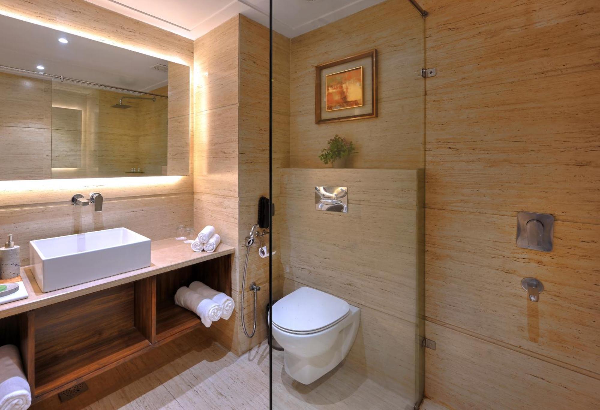 Golden Tulip Agra Hotel Agra  Exterior foto